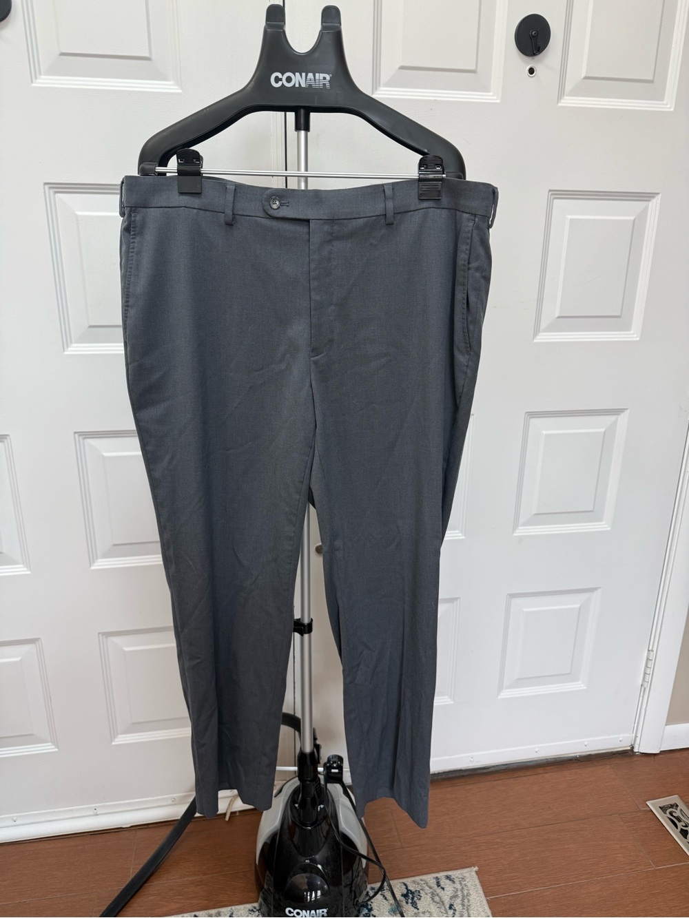 Men's Charcoal Straight-Leg Chinos